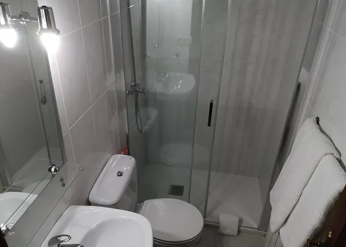 Rias * א-קורוניה